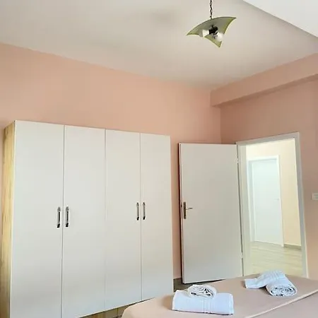 Mela Apartment *